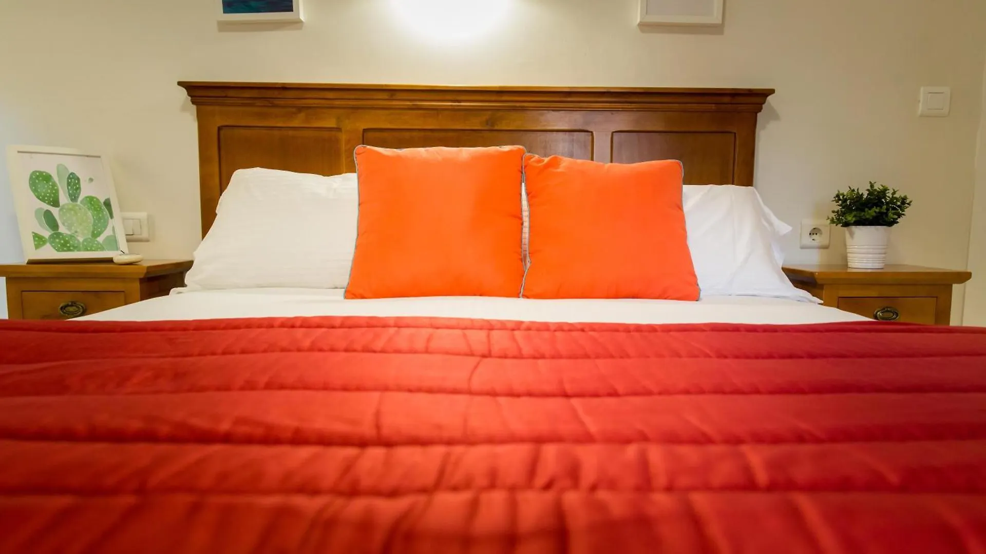 Apartments Holidays2Malaga City Center