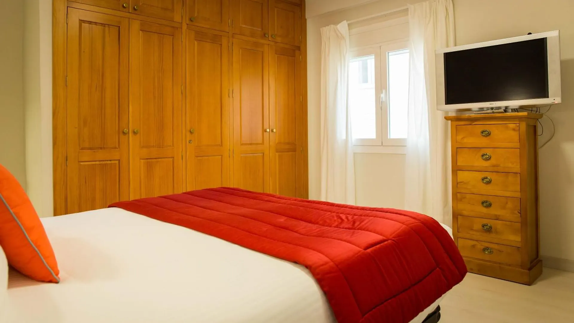 Apartments Holidays2Malaga City Center 0*, Malaga Hiszpania