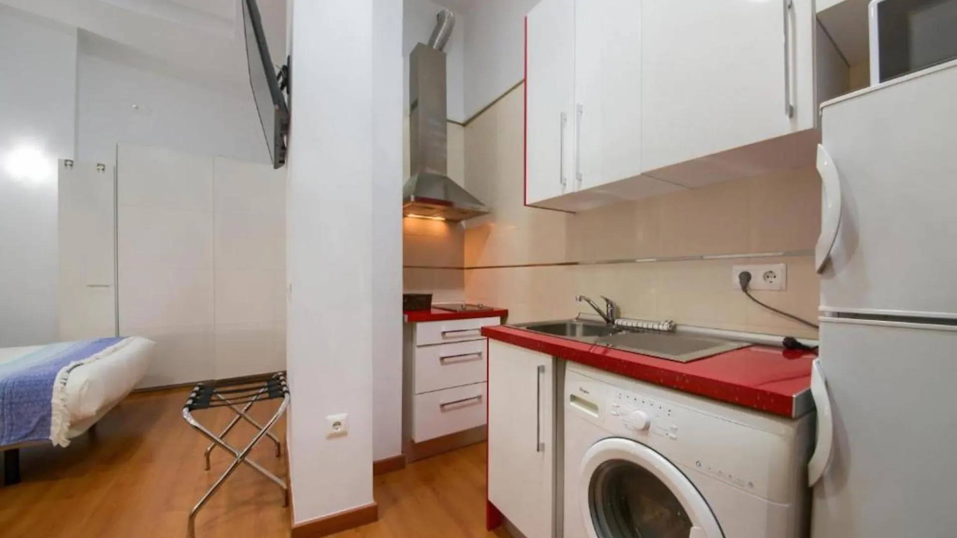 Apartments Holidays2Malaga City Center